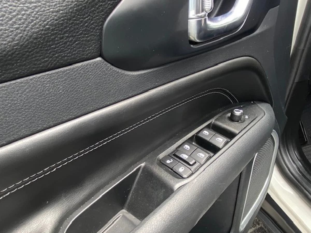 JEEP COMPASS 1.3 Sport T70 2023 - Imagen 11