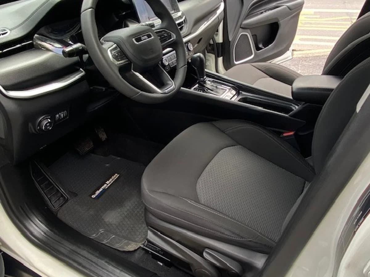JEEP COMPASS 1.3 Sport T70 2023 - Imagen 12