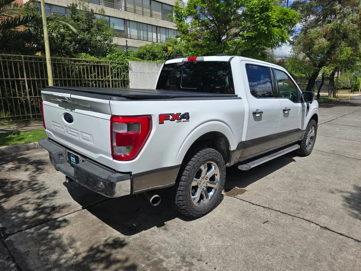 FORD F150 LARIAT LUXURY 3.0 DIESEL POWER STROKE AT 4X4 2022 - Imagen 10