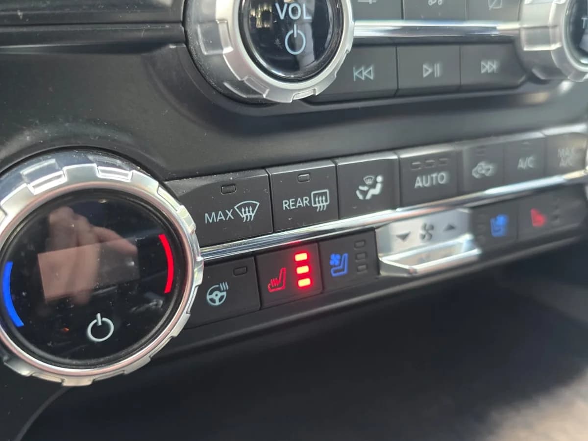 FORD F150 LARIAT LUXURY 3.0 DIESEL POWER STROKE AT 4X4 2022 - Imagen 16
