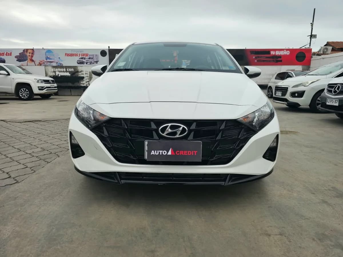 HYUNDAI i20 1.4 BI3 2023 - Imagen 2