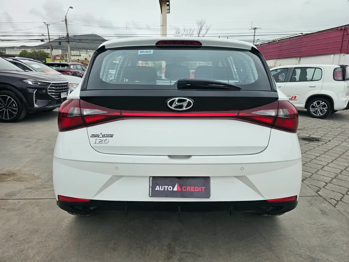 HYUNDAI i20 1.4 BI3 2023 - Imagen 4