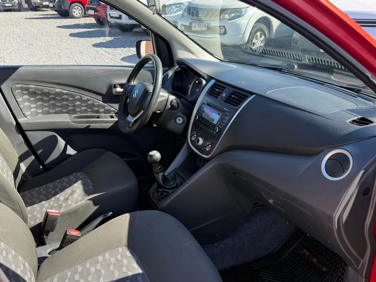 SUZUKI Celerio GLX 1.0 2016 - Imagen 4