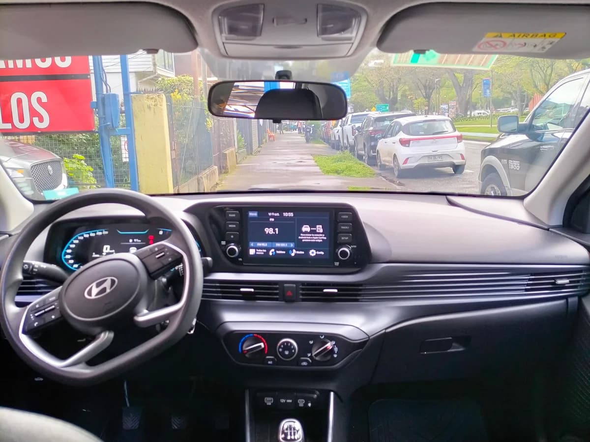 HYUNDAI i20 1.4 HB 2025 - Imagen 7