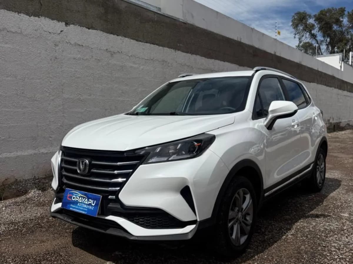 CHANGAN Cs15 1.5 4X2 2022 - Imagen 2