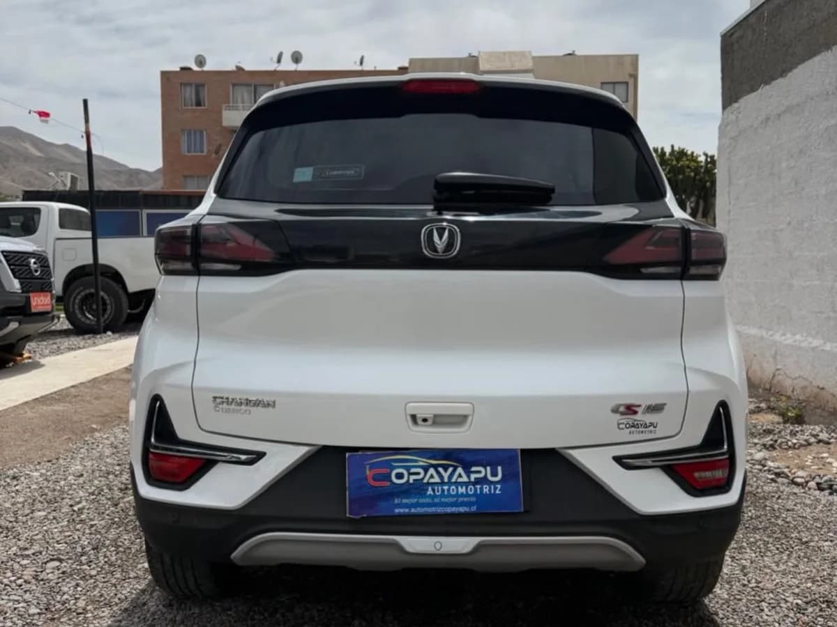 CHANGAN Cs15 1.5 4X2 2022 - Imagen 8