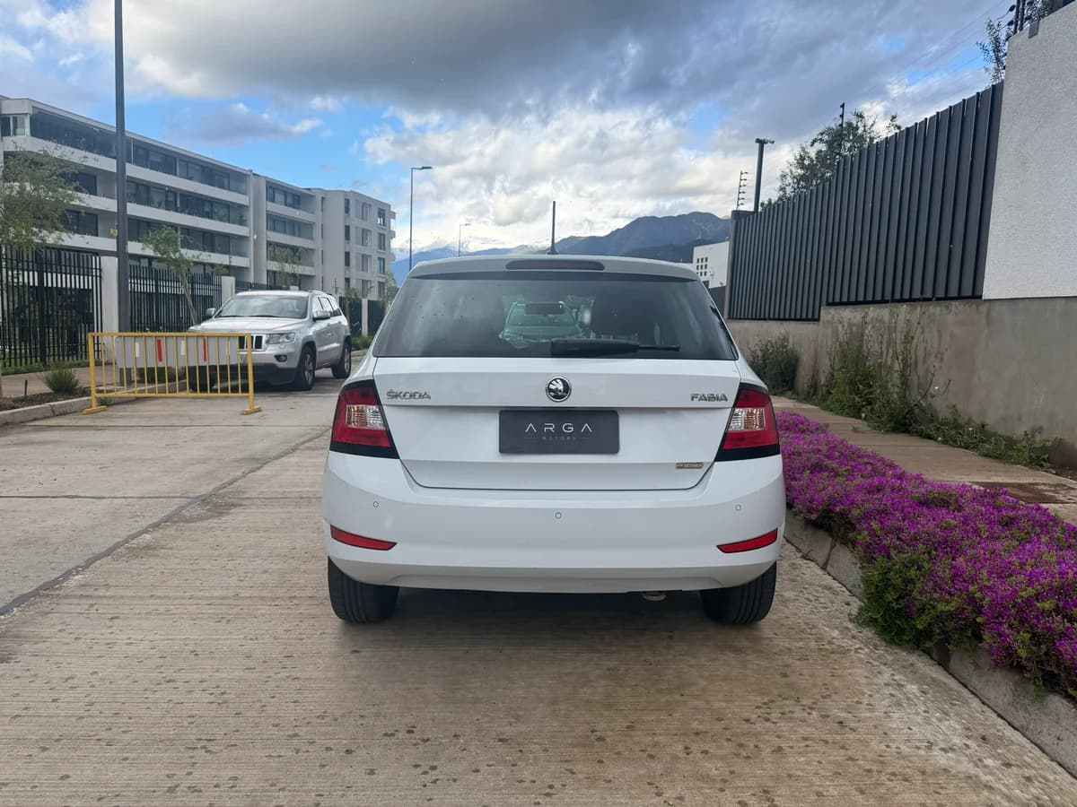 SKODA Fabia MSI 1.0 2020 - Imagen 5