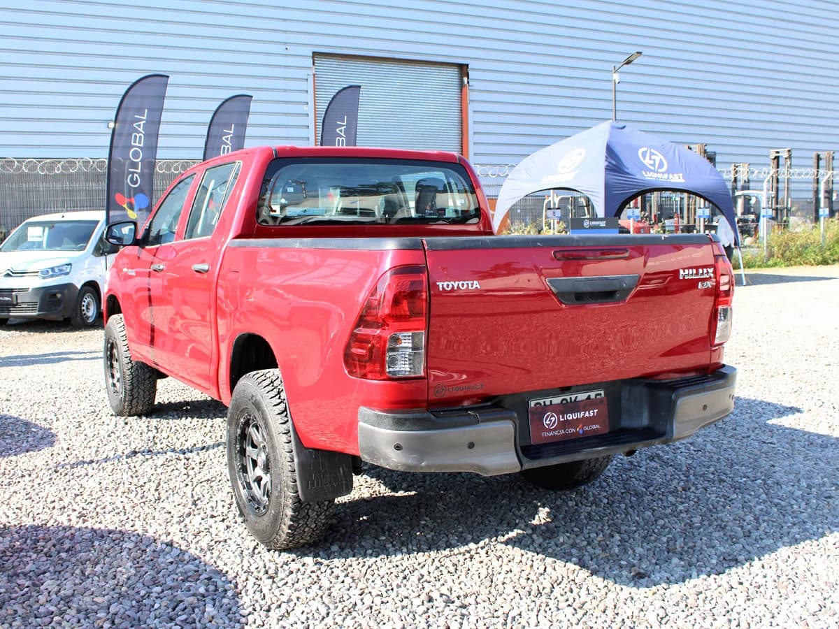 TOYOTA Hilux DCAB 4X4 - Imagen 8