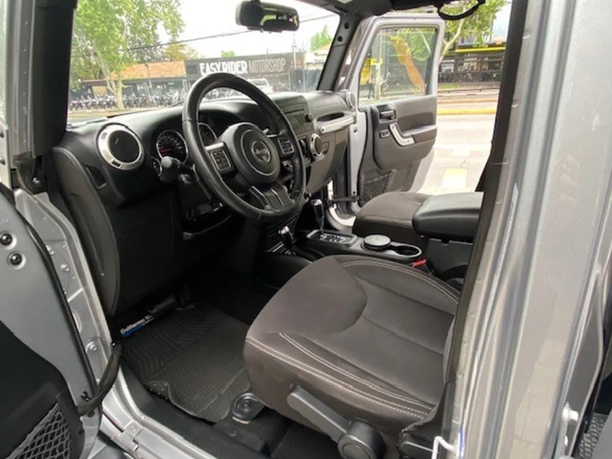 JEEP WRANGLER UNLTD Sahara 4x4 2.8 2018 - Imagen 12