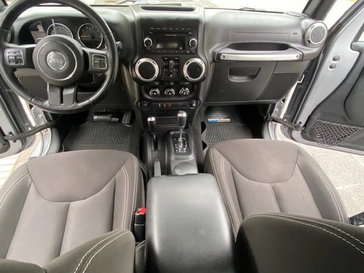 JEEP WRANGLER UNLTD Sahara 4x4 2.8 2018 - Imagen 14