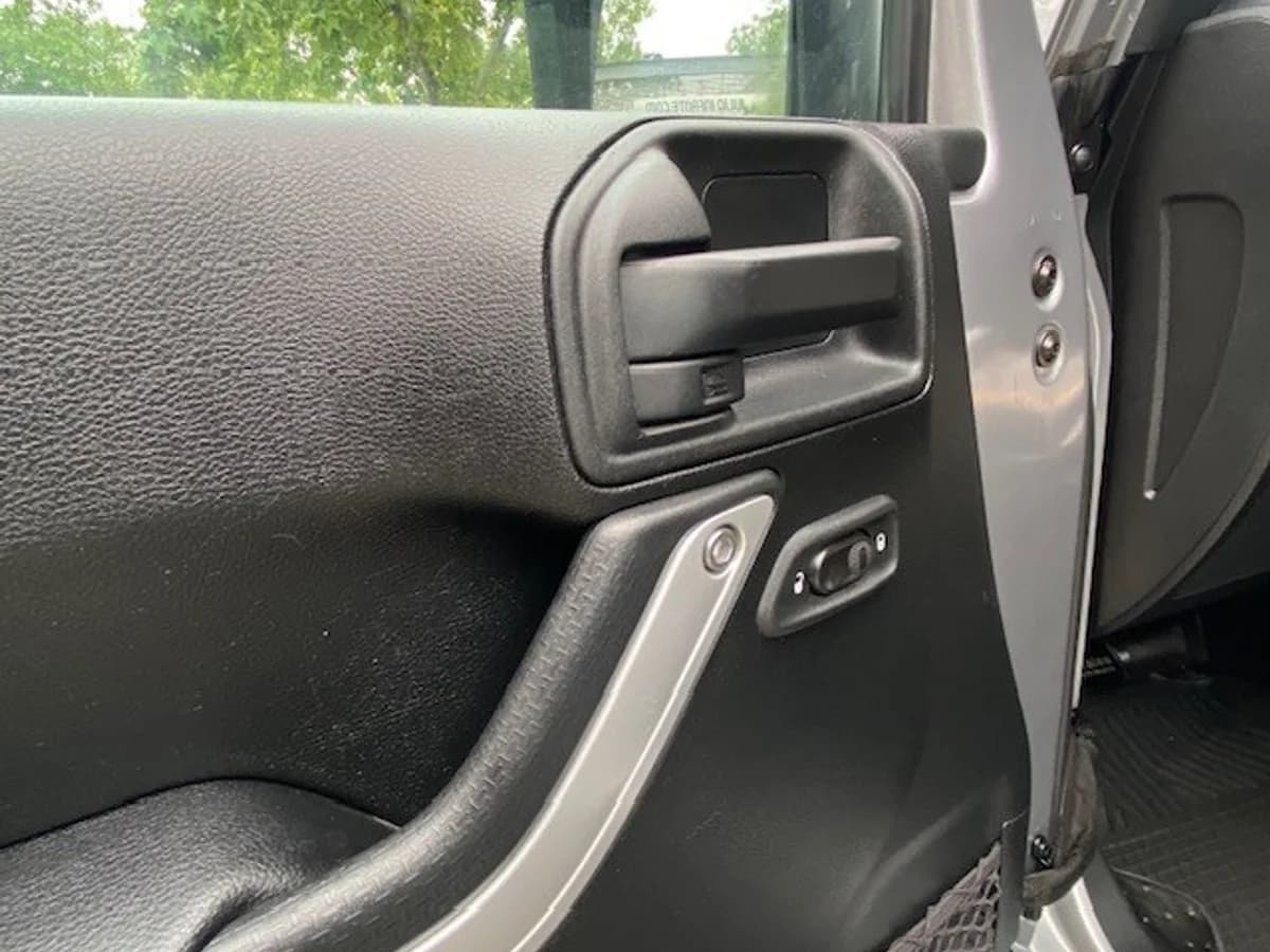 JEEP WRANGLER UNLTD Sahara 4x4 2.8 2018 - Imagen 16