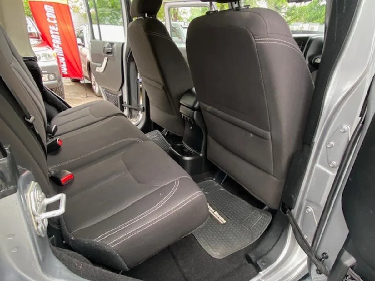 JEEP WRANGLER UNLTD Sahara 4x4 2.8 2018 - Imagen 20