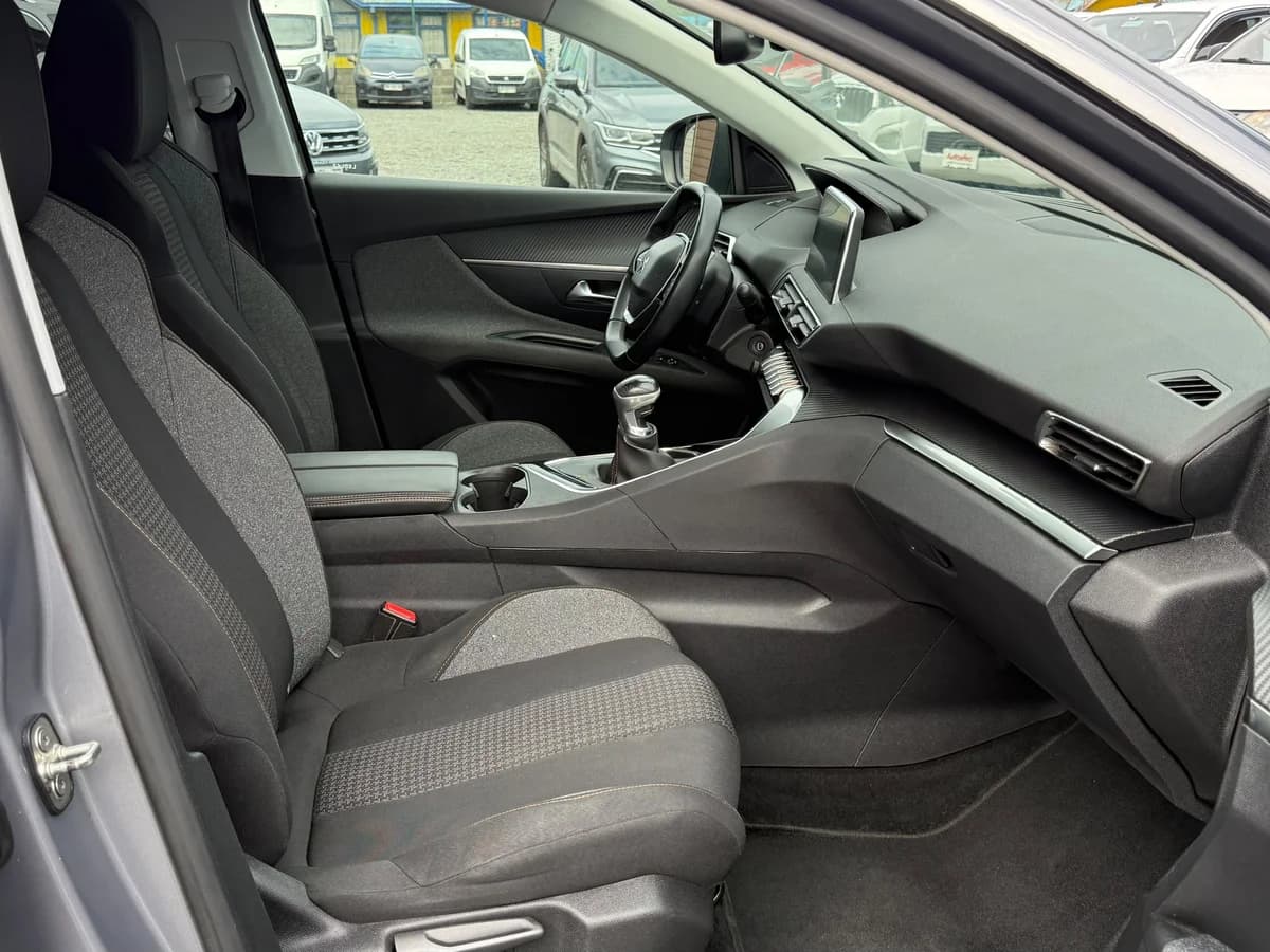 PEUGEOT 3008 1.5 DIÉSEL MT.2020 - Imagen 5