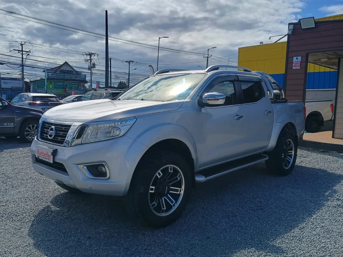 NISSAN Np300 LE 2.3 D. AUT. 2018 - Imagen 1