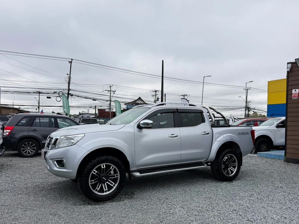 NISSAN Np300 LE 2.3 D. AUT. 2018 - Imagen 1