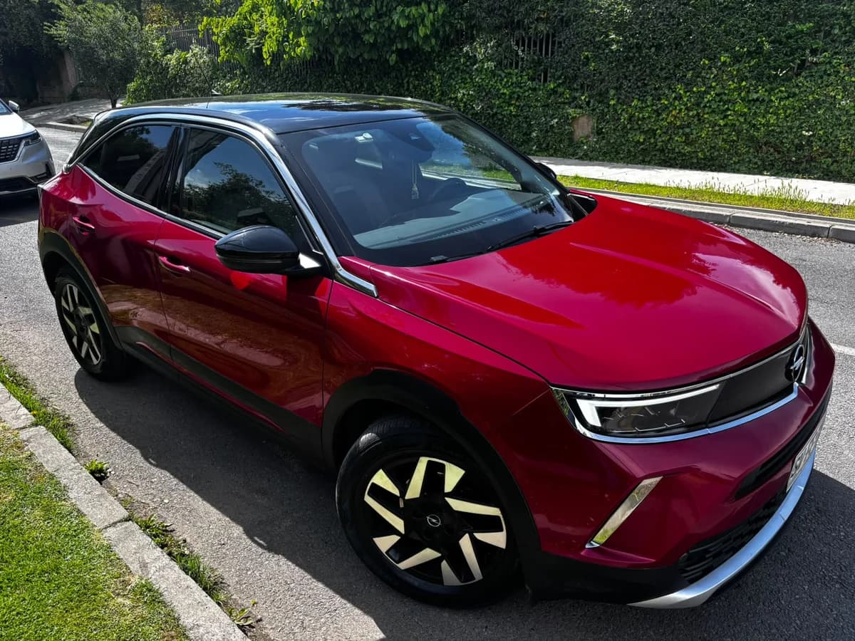 Opel Mokka 1.2L puretech AT año 2023 - Imagen 1