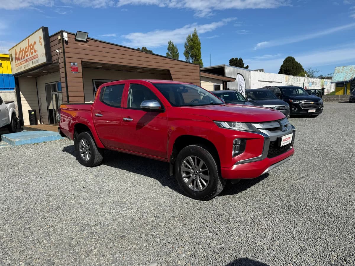 MITSUBISHI L200 KATANA CRT 4X4 2.4 2023 - Imagen 4