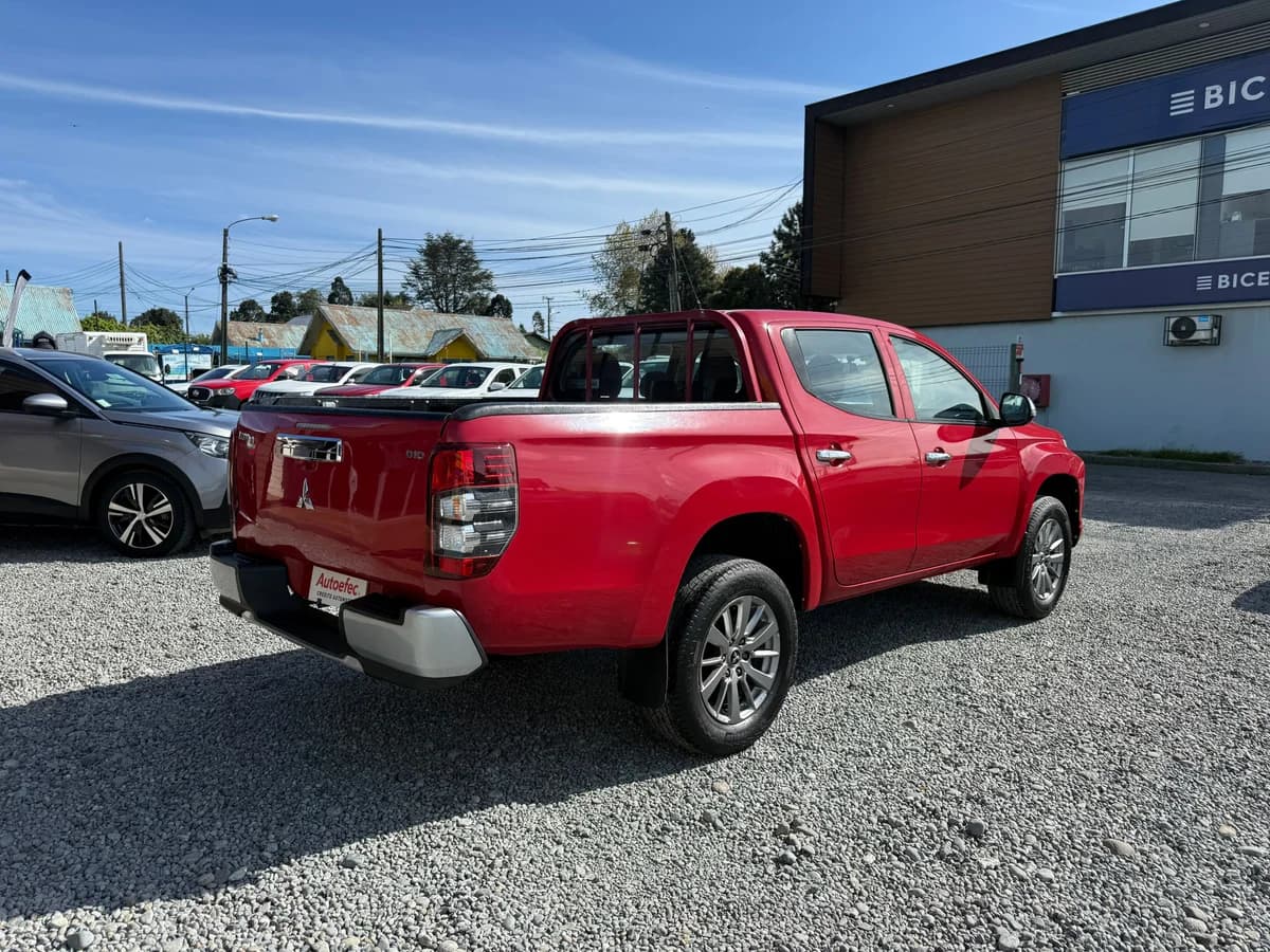 MITSUBISHI L200 KATANA CRT 4X4 2.4 2023 - Imagen 7
