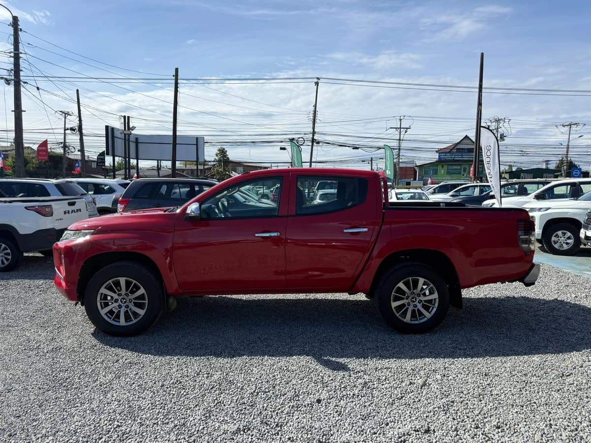 MITSUBISHI L200 KATANA CRT 4X4 2.4 2023 - Imagen 11