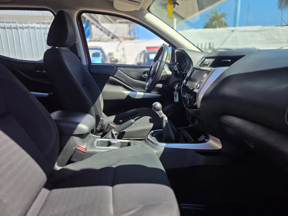 NISSAN Navara 2.3 2023 - Imagen 10