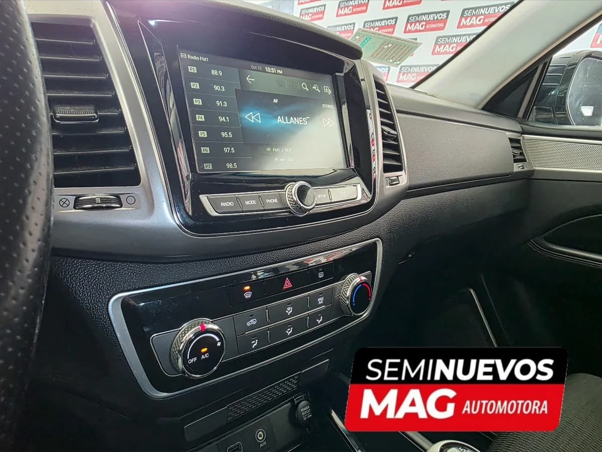 SSANGYONG REXTON 2.0 2019 - Imagen 10