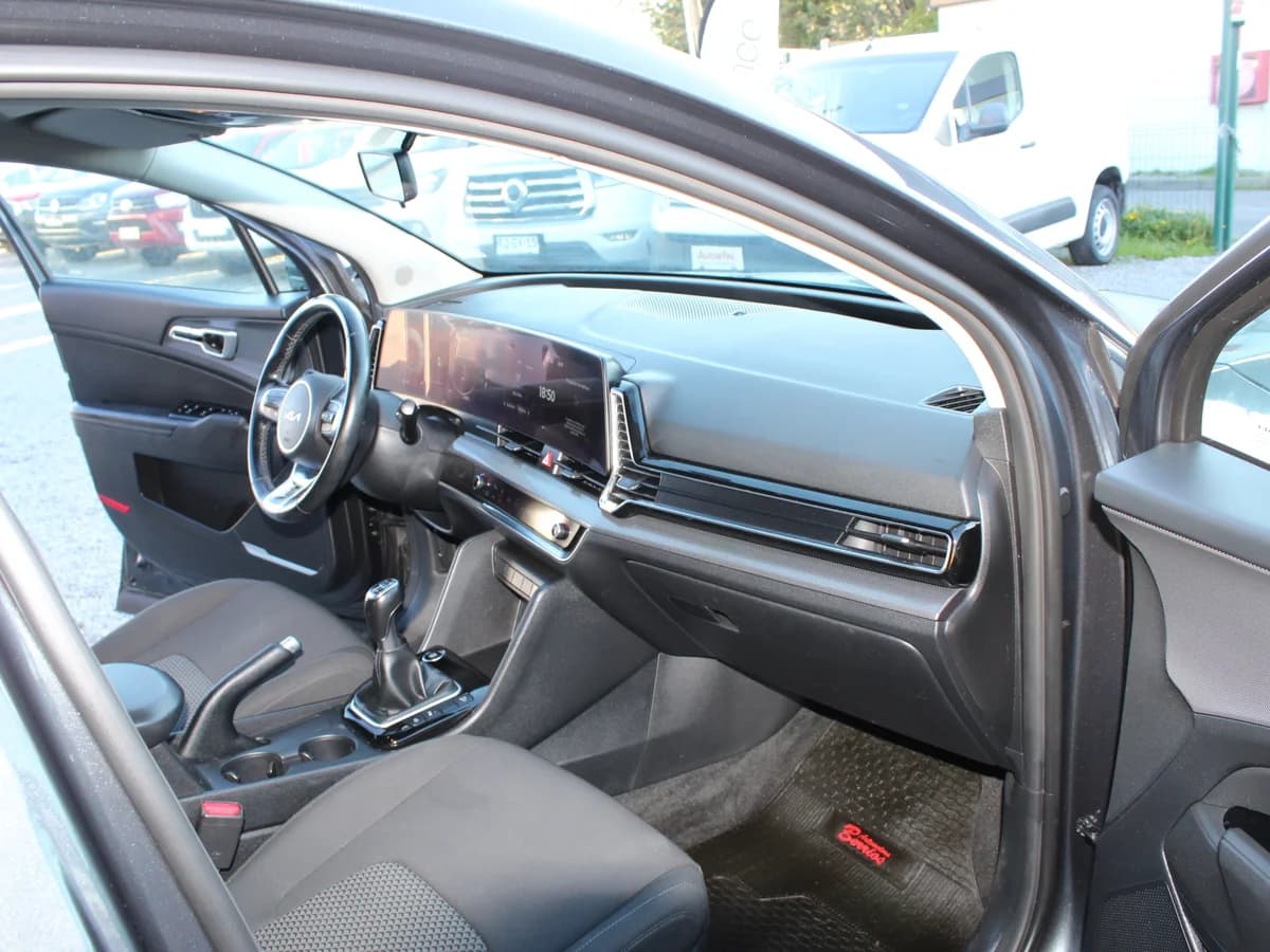 KIA Sportage EX 2.0 2022 - Imagen 5