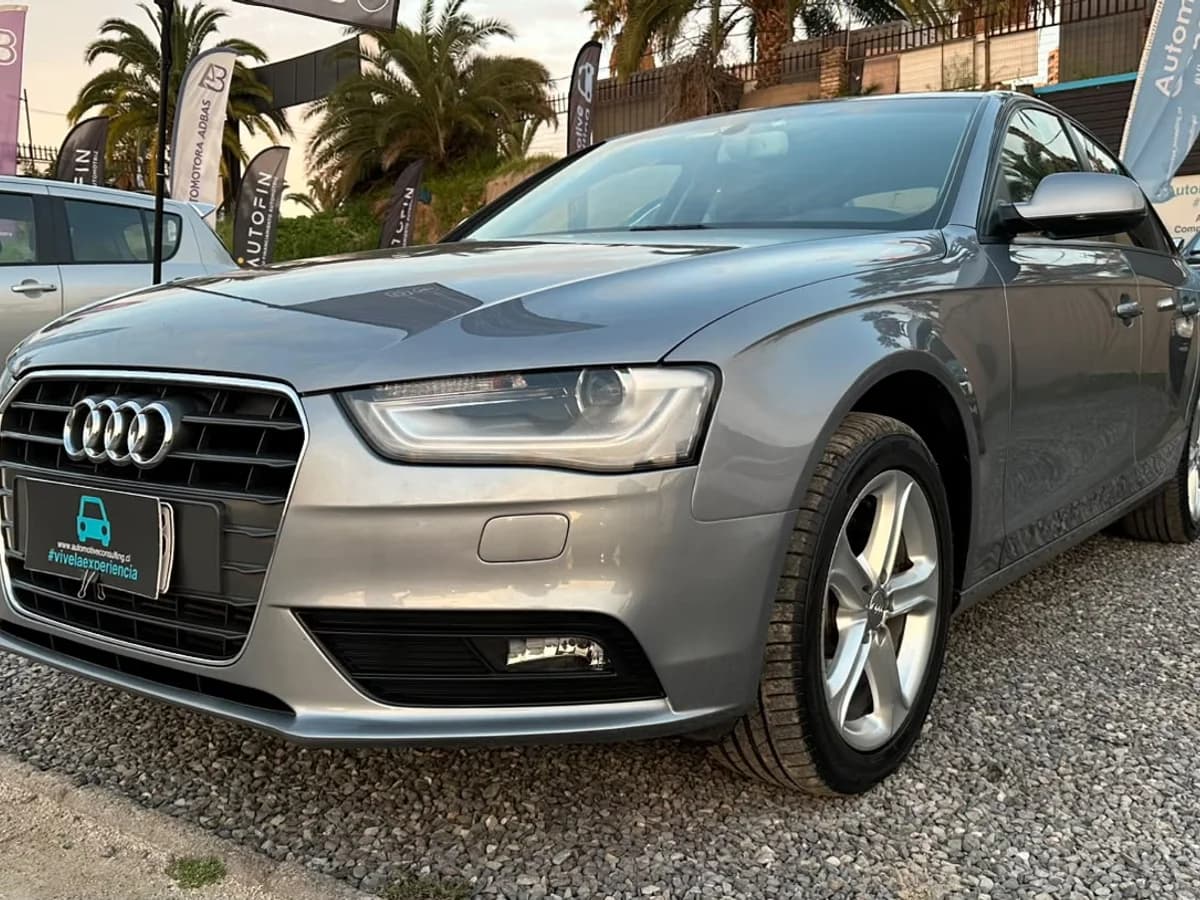 AUDI A4 1.8 TFSI DYNAMIC 120 MULTITRONIC AT 2015 - Imagen 1