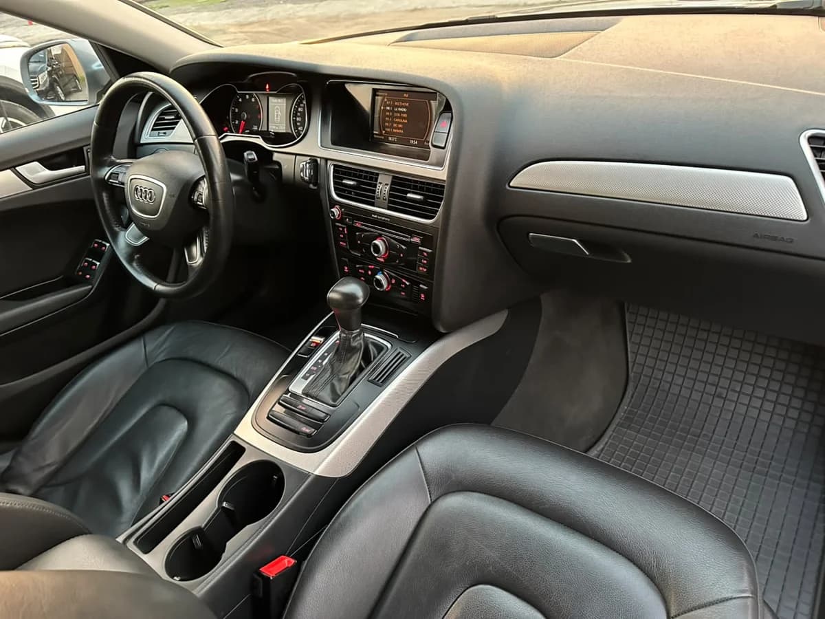 AUDI A4 1.8 TFSI DYNAMIC 120 MULTITRONIC AT 2015 - Imagen 24