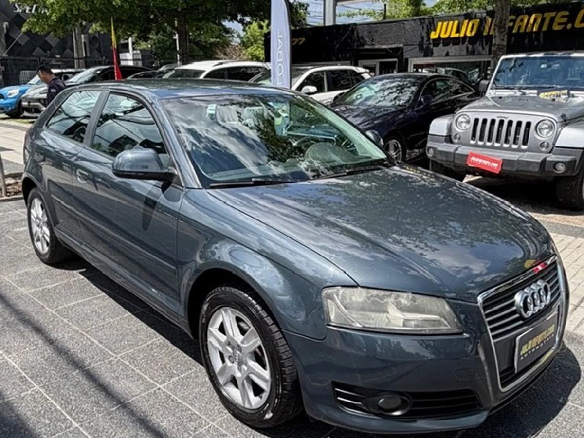 AUDI A3 1.6 mec. 2010 - Imagen 3