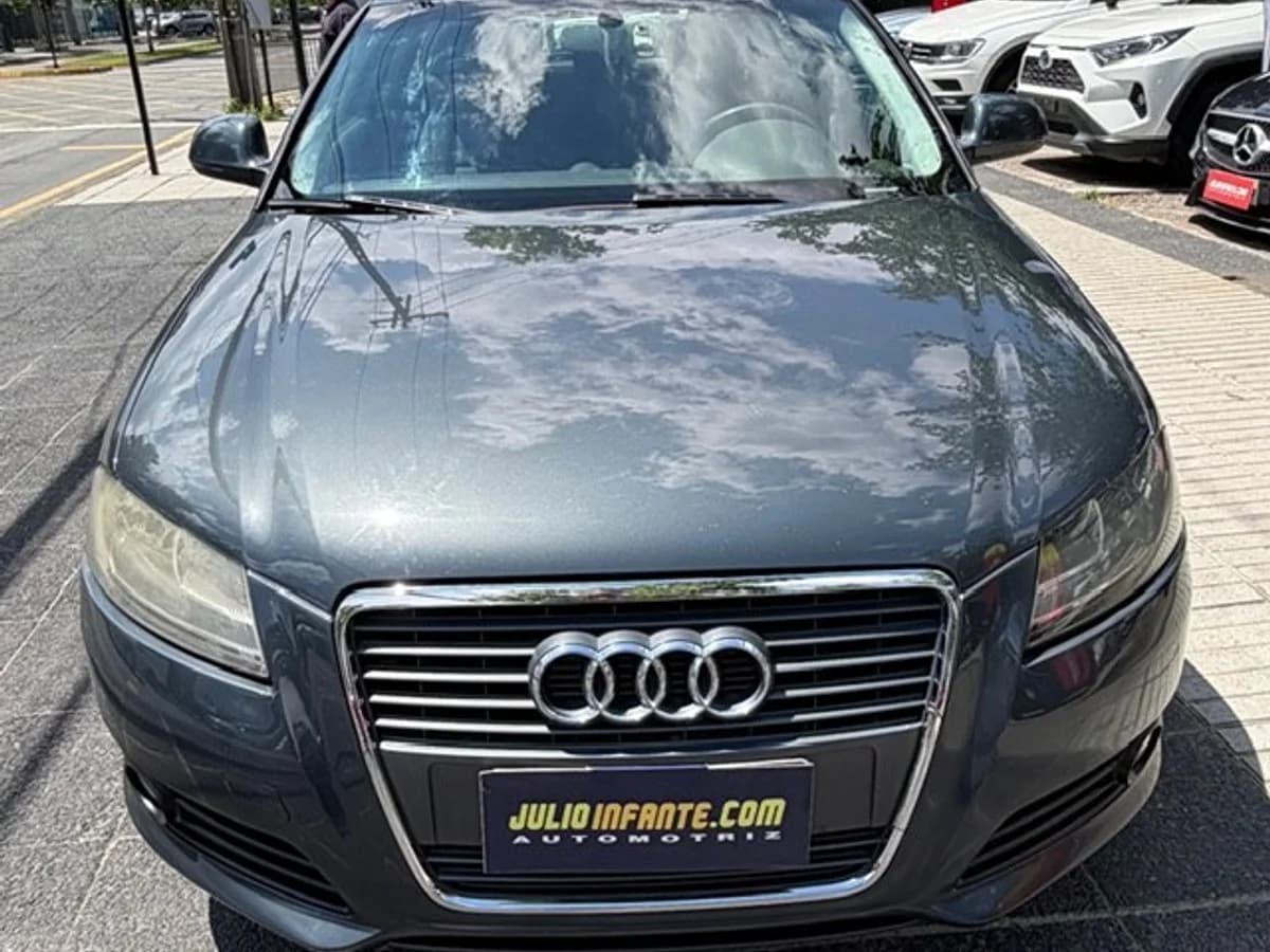 AUDI A3 1.6 mec. 2010 - Imagen 7