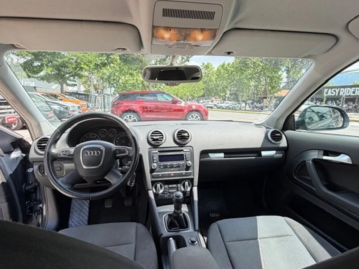 AUDI A3 1.6 mec. 2010 - Imagen 25
