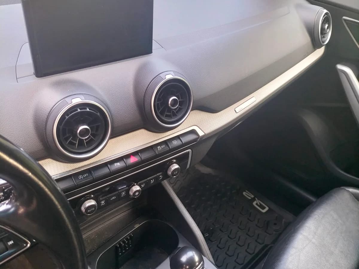 AUDI Q2 1.4 TFSI 4X2 AT 5P 2017 - Imagen 8