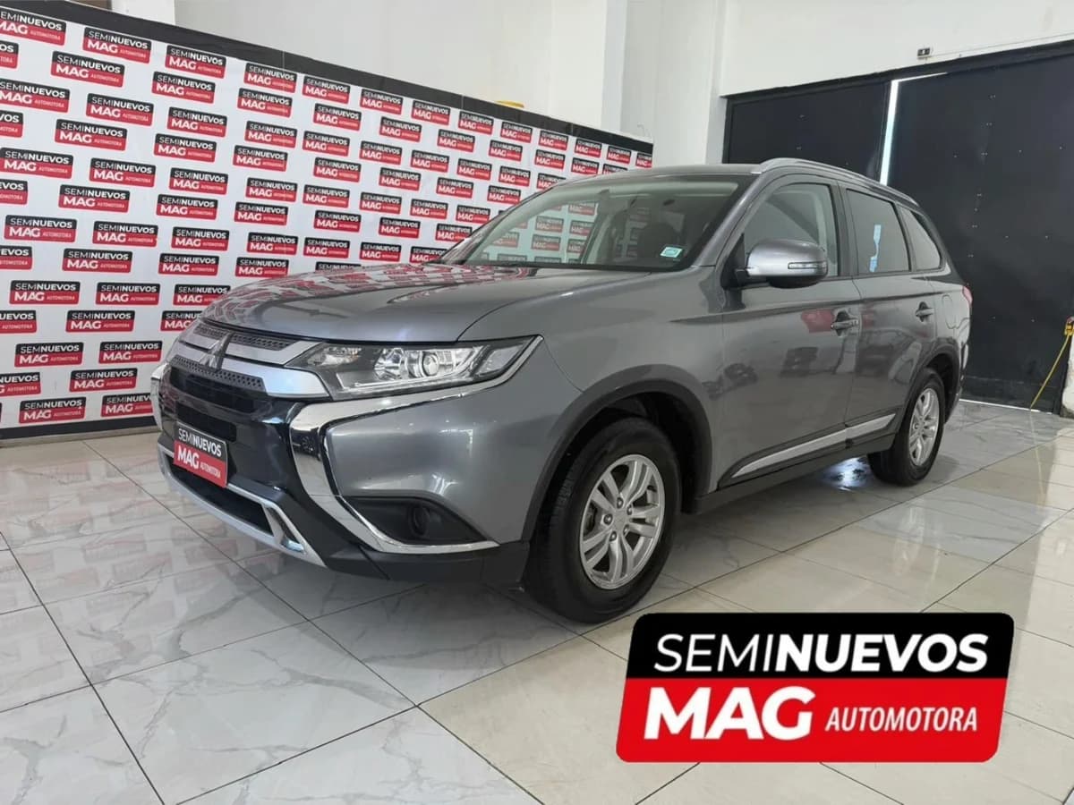 MITSUBISHI Outlander 2.0 2022 - Imagen 1