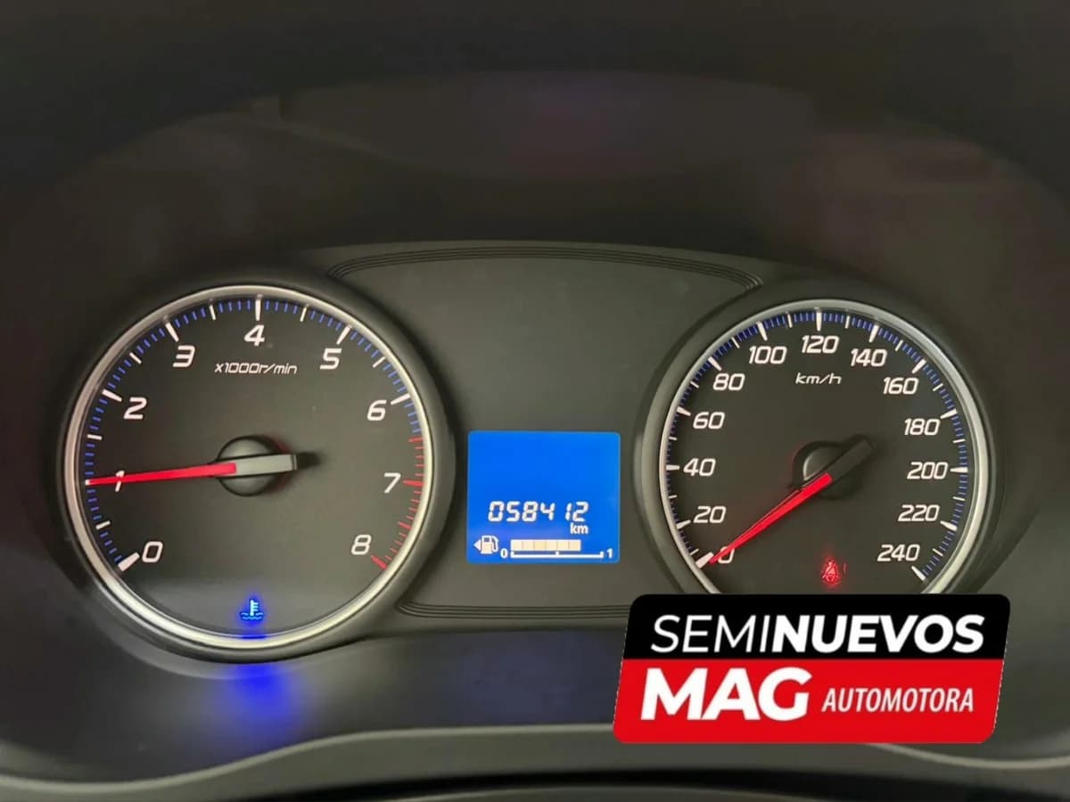 MITSUBISHI Outlander 2.0 2022 - Imagen 7