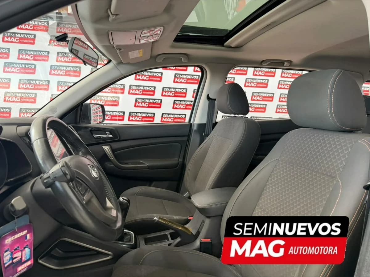 CHANGAN CX70 LUXURY 1.6 2018 - Imagen 8