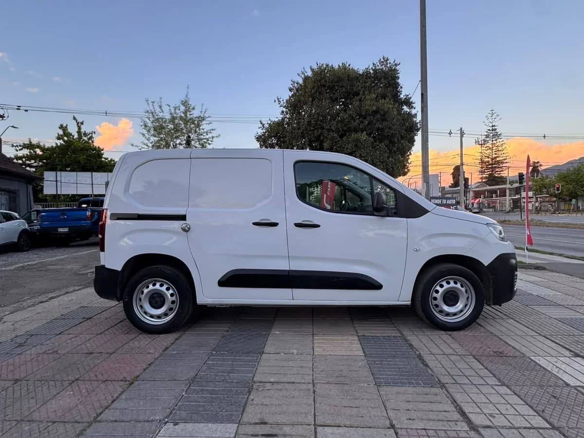 CITROEN Berlingo 1.5 BLUEHDI 2024 - Imagen 3