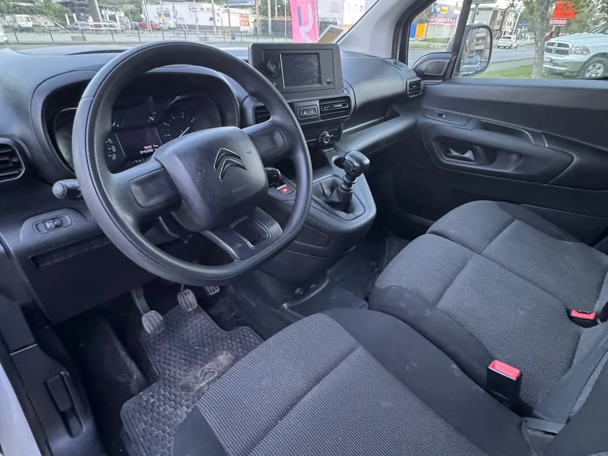 CITROEN Berlingo 1.5 BLUEHDI 2024 - Imagen 7