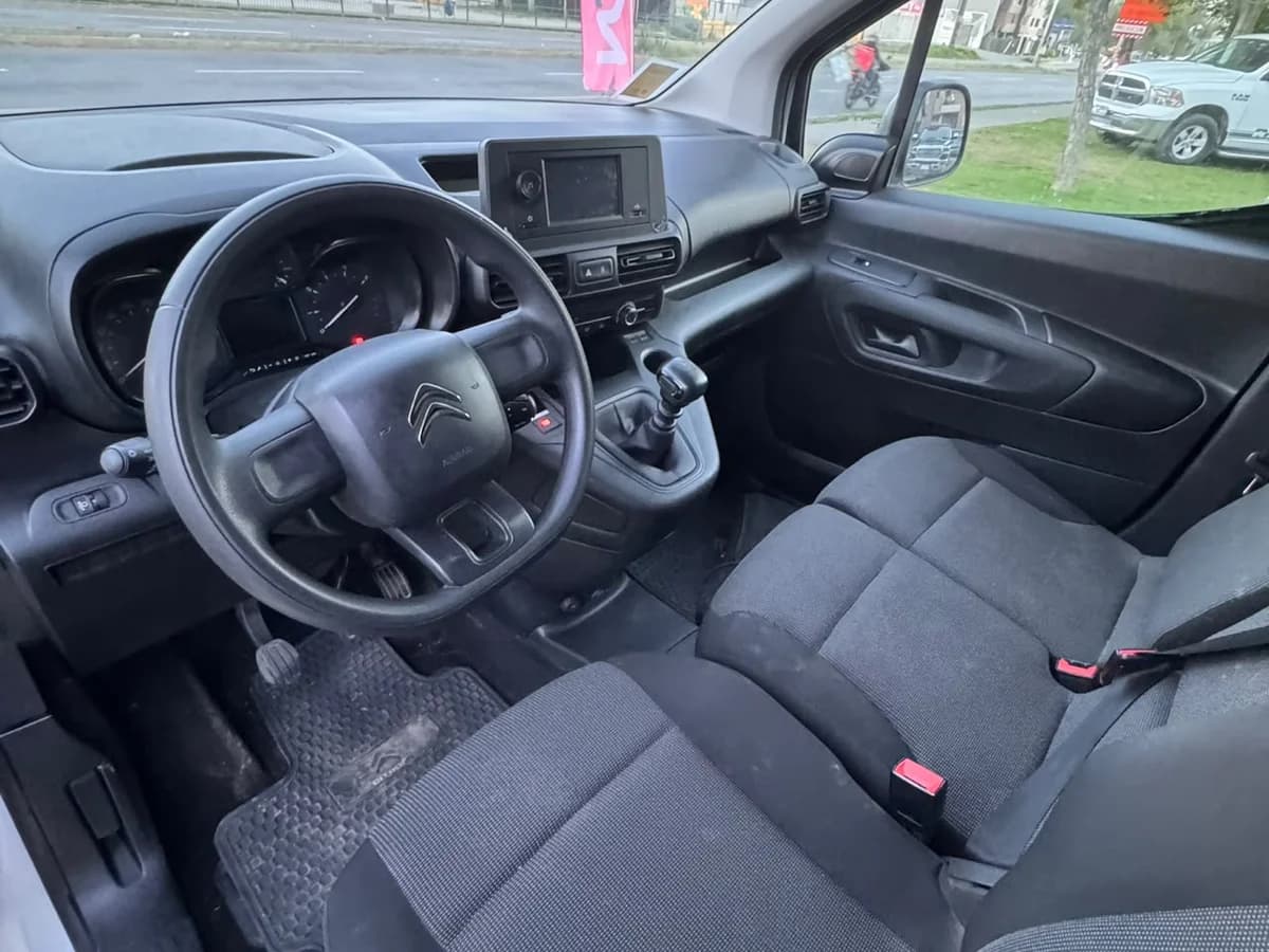 CITROEN Berlingo 1.5 BLUEHDI 2024 - Imagen 9
