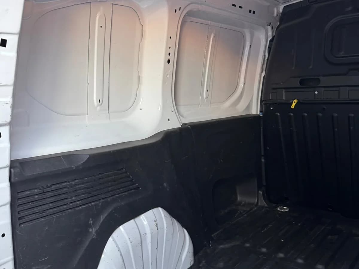 CITROEN Berlingo 1.5 BLUEHDI 2024 - Imagen 10