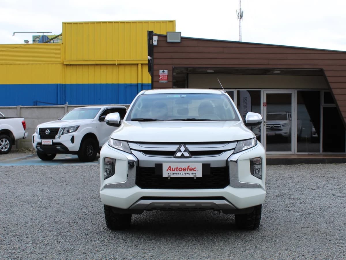 MITSUBISHI L200 KATANA CRT 4X4 2023 - Imagen 3
