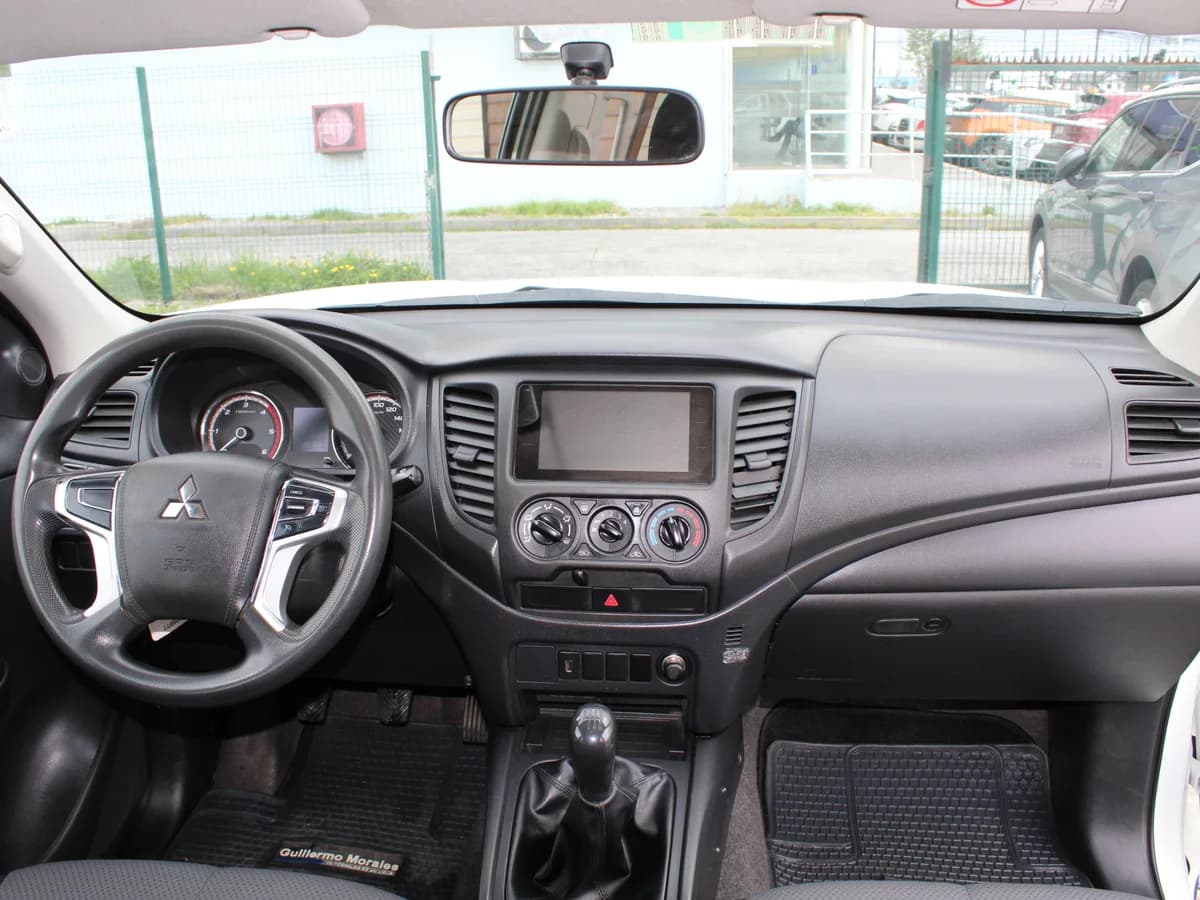 MITSUBISHI L200 KATANA CRT 4X4 2023 - Imagen 7