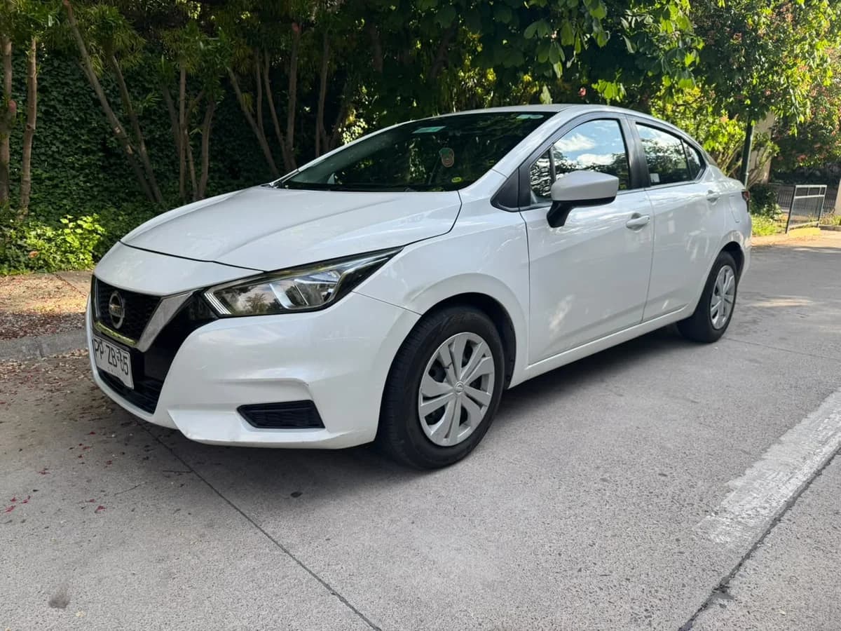 Nissan Versa Sense 1.6L MT5 año 2021 - Imagen 3