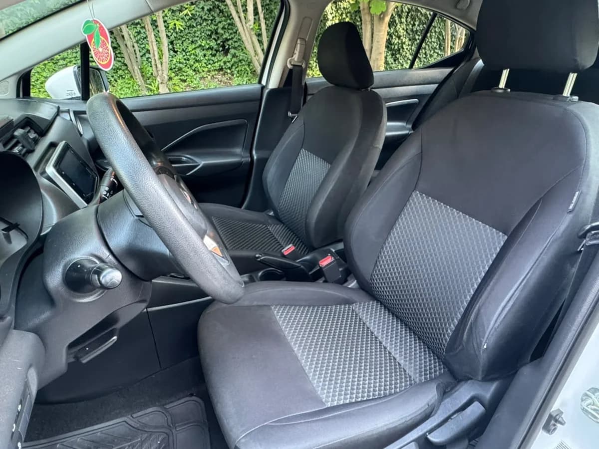 Nissan Versa Sense 1.6L MT5 año 2021 - Imagen 4