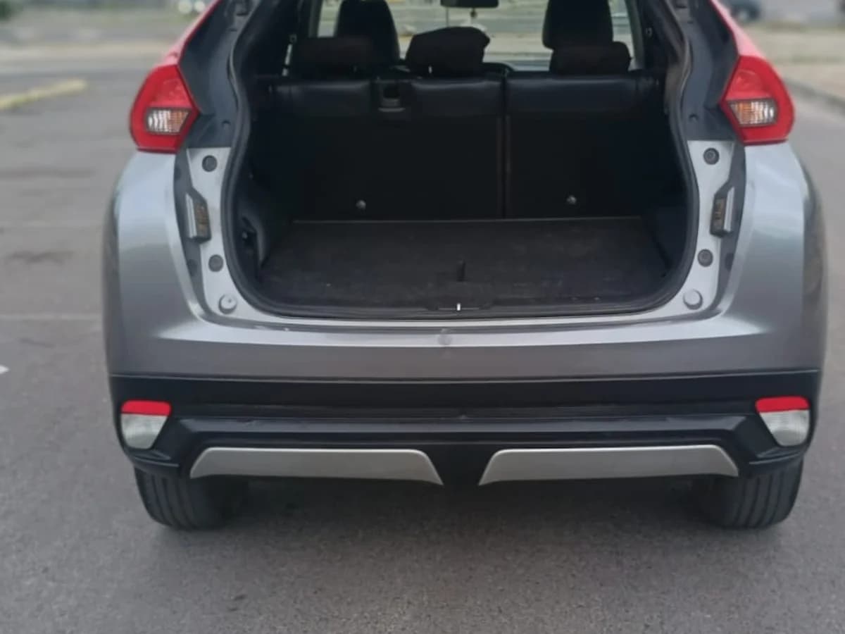 Mitsubishi Eclipse Cross RS 1.5L Turbo AT 4x4 año 2019 - Imagen 7