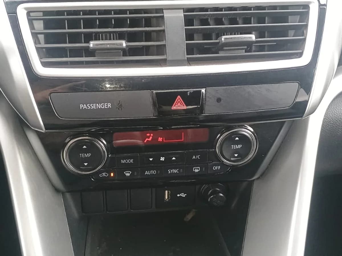 Mitsubishi Eclipse Cross RS 1.5L Turbo AT 4x4 año 2019 - Imagen 15