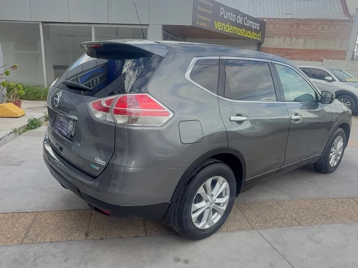 NISSAN X-Trail SENSE 2.5 AUT 2017 - Imagen 6