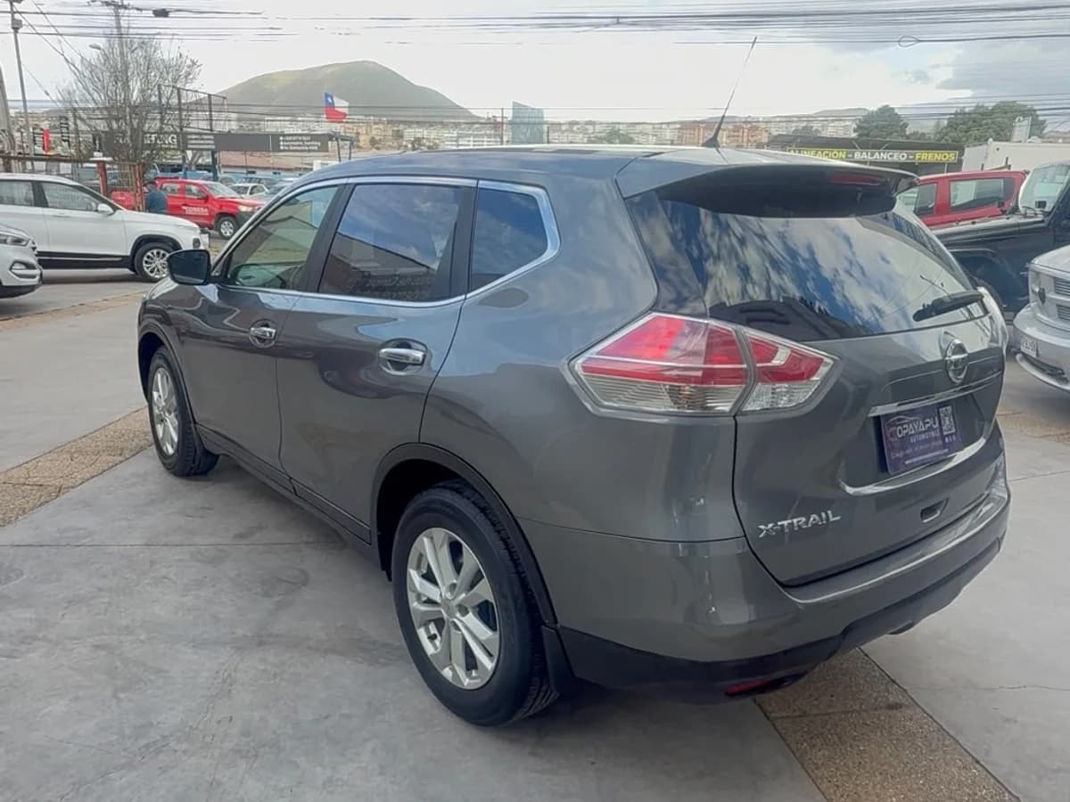 NISSAN X-Trail SENSE 2.5 AUT 2017 - Imagen 7