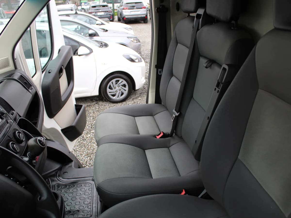 PEUGEOT Boxer 2.2 BLUEHDI 2020 - Imagen 5