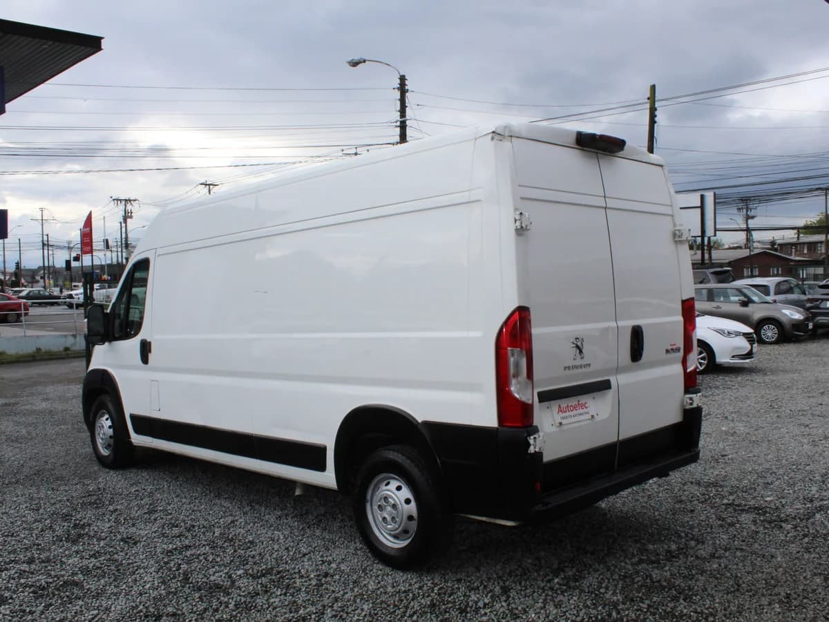 PEUGEOT Boxer 2.2 BLUEHDI 2020 - Imagen 11