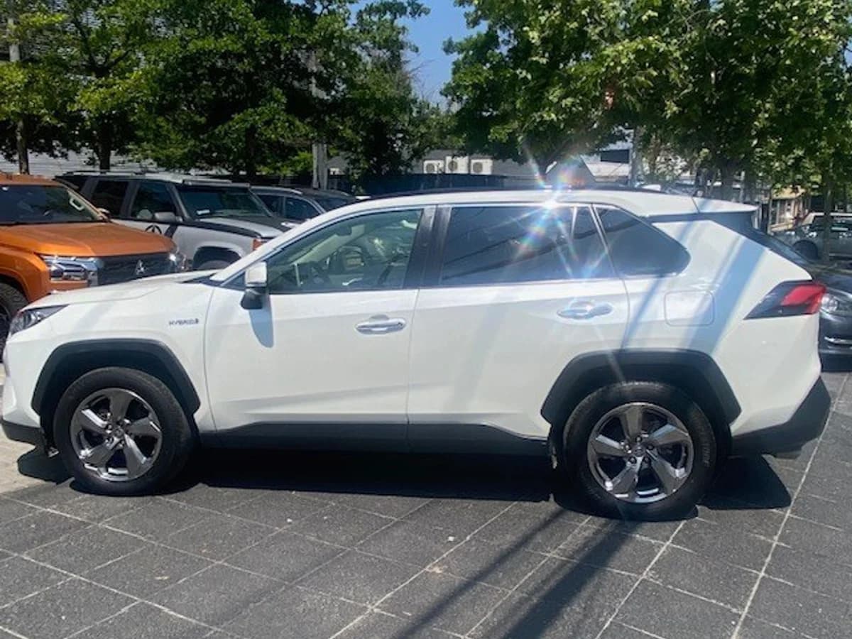 TOYOTA RAV 4 Hibrido Ltd. 2020 - Imagen 3